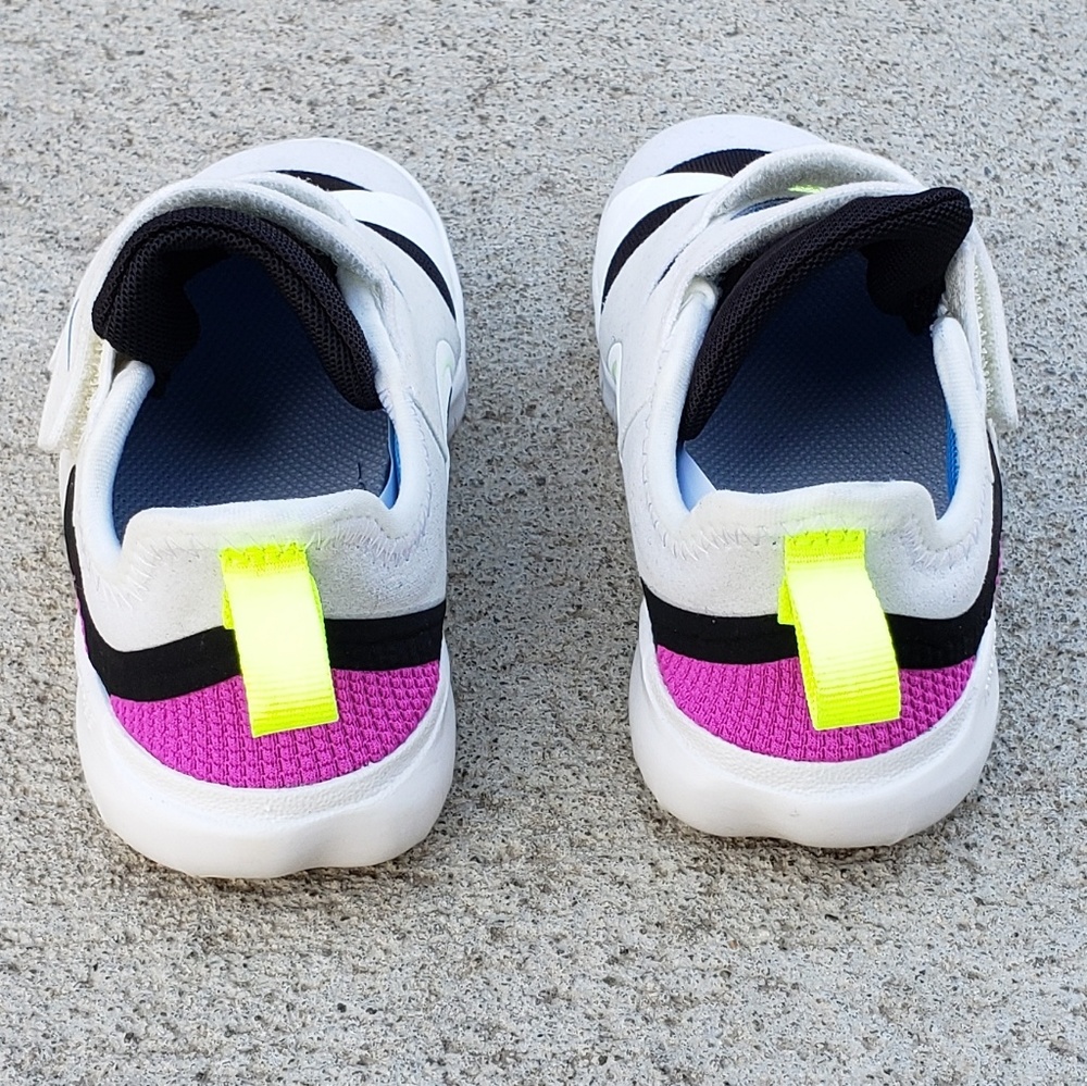 NIKE FREE RN Kids Size 9 C NEW - Picture 5 of 6